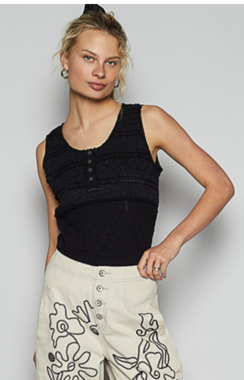 POL - textured knit with lace trim -S - Black YKT1413